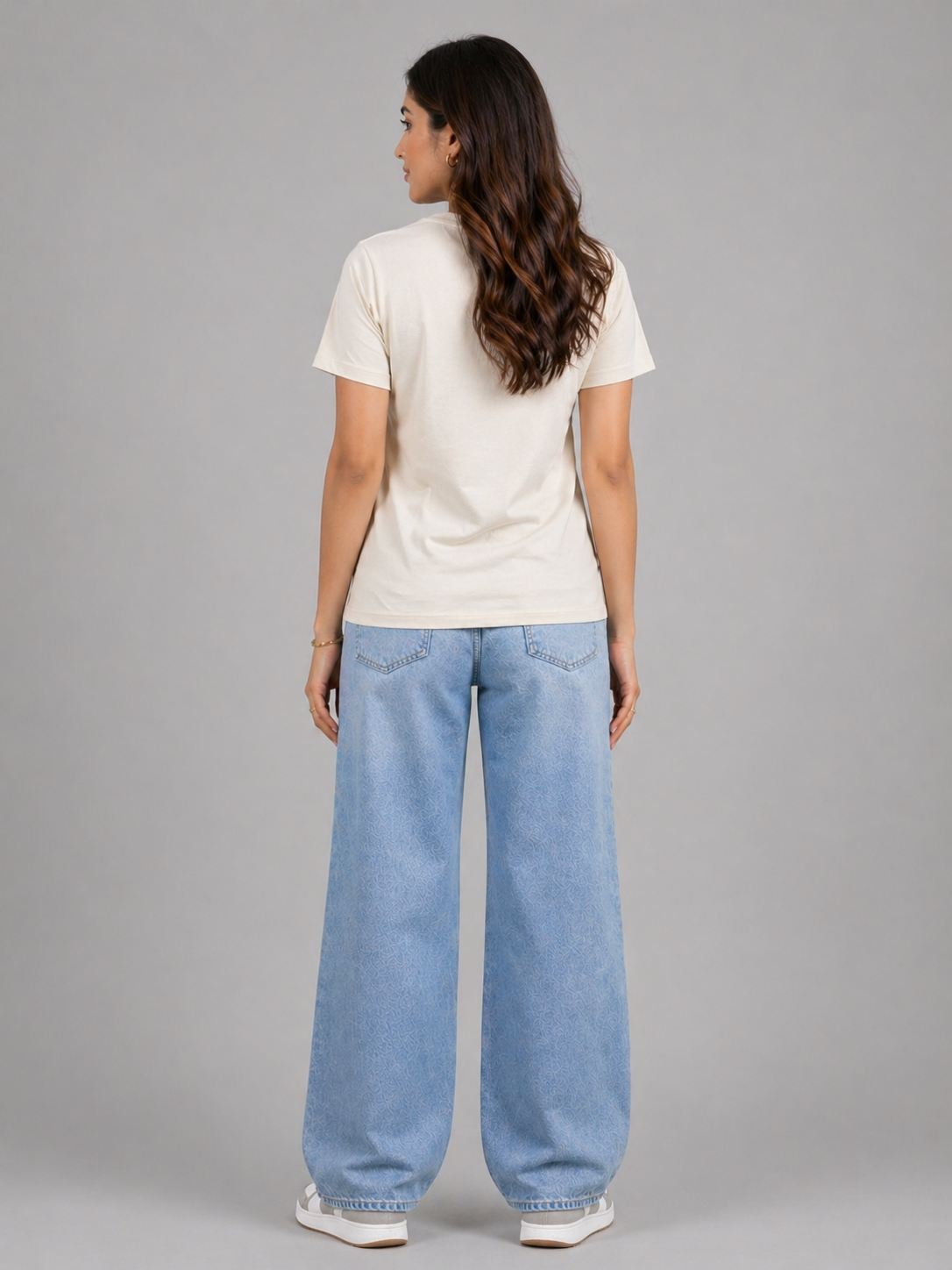 Bella T-Shirt
